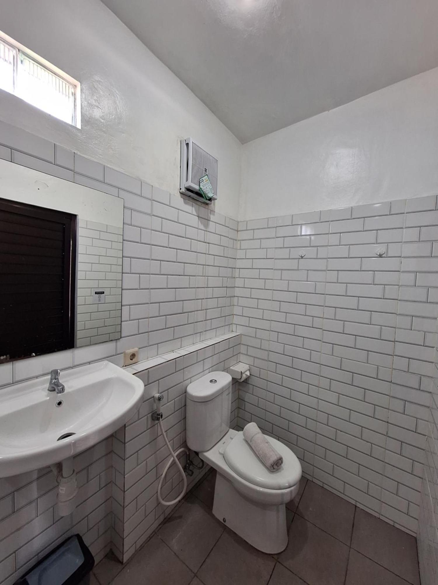Bonewood Guesthouse Canggu Eksteriør billede
